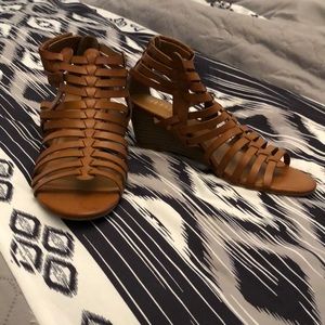 New Meadow Wedge Sandles